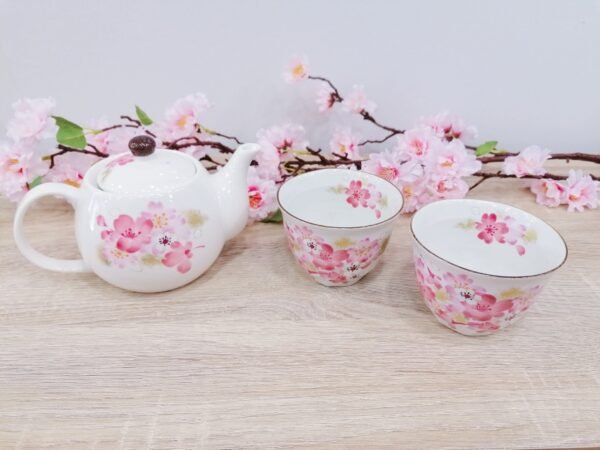 Coffret théière 2 tasses à thé sakura